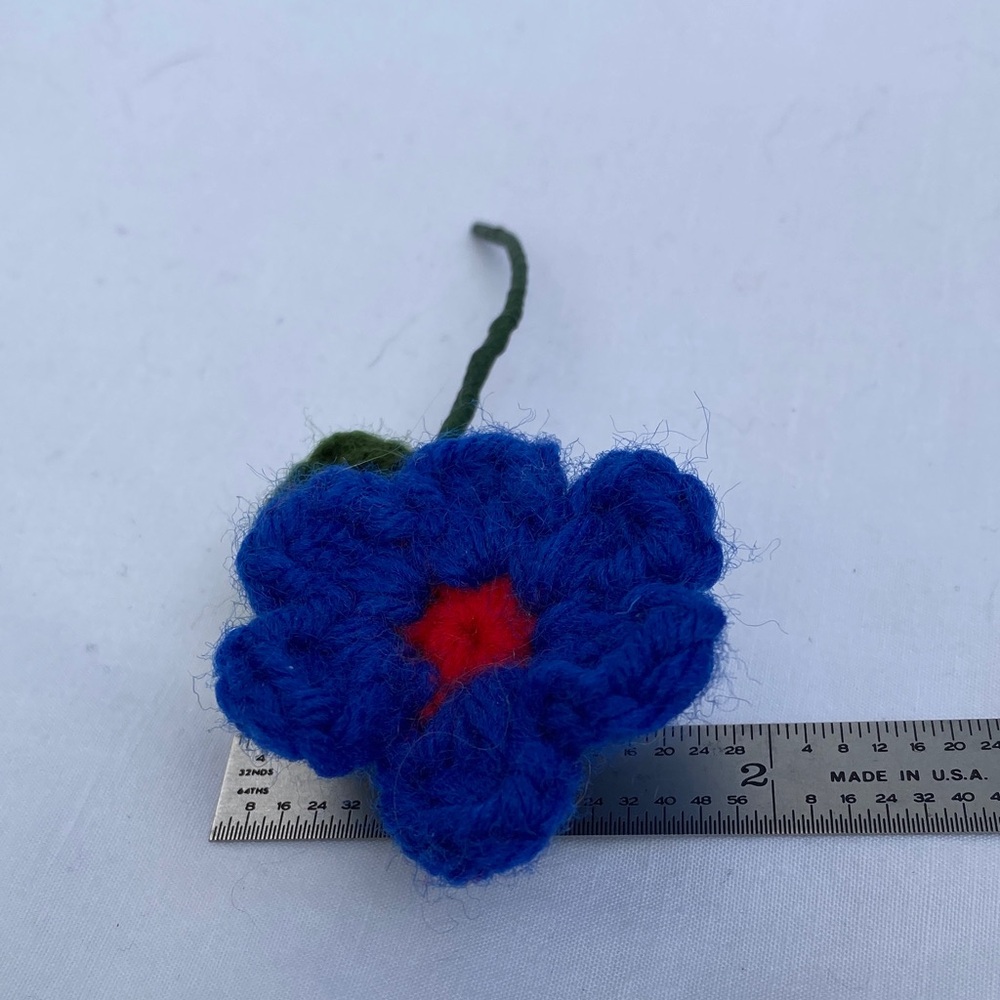 Handmade Colorful Crochet Flowers on wire stems - set of 10 colorful flowers - Picture 9 of 13